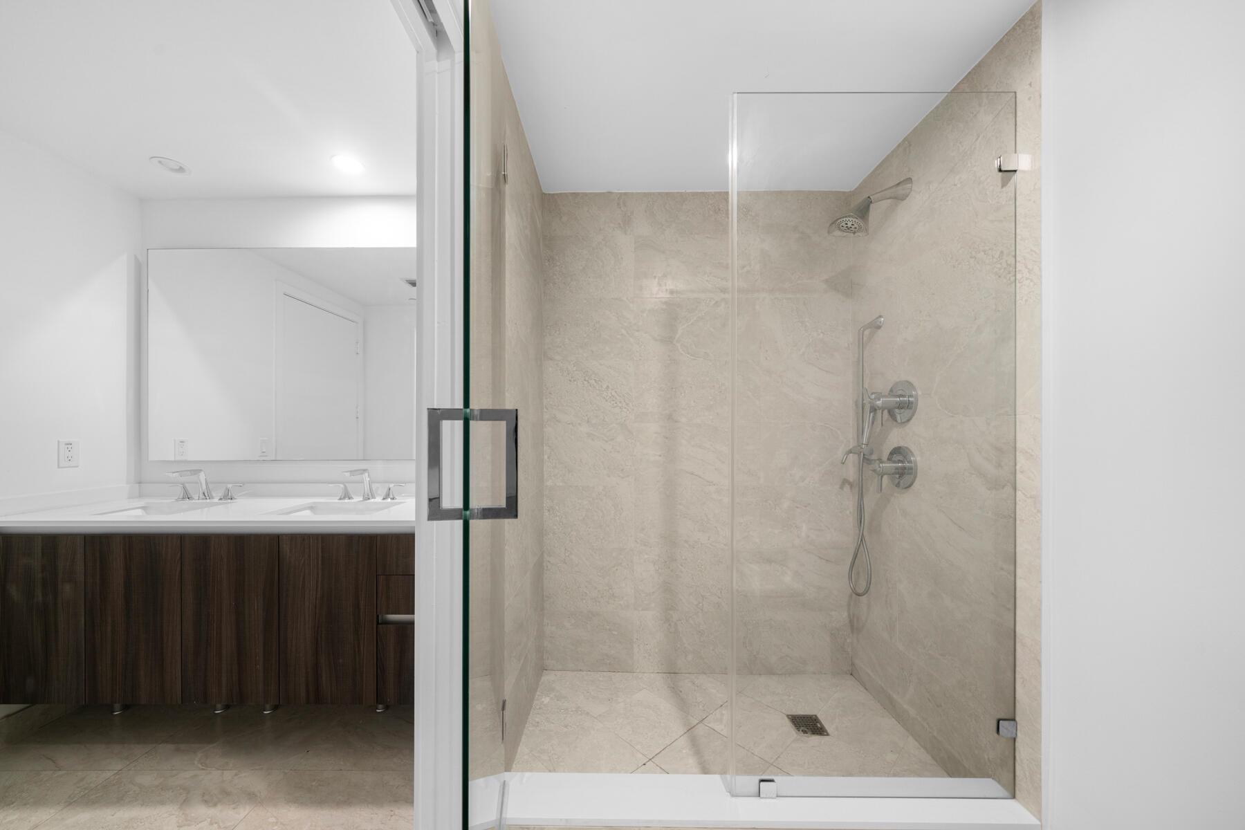 ARIA ON THE BAY CONDO - Residential Lease