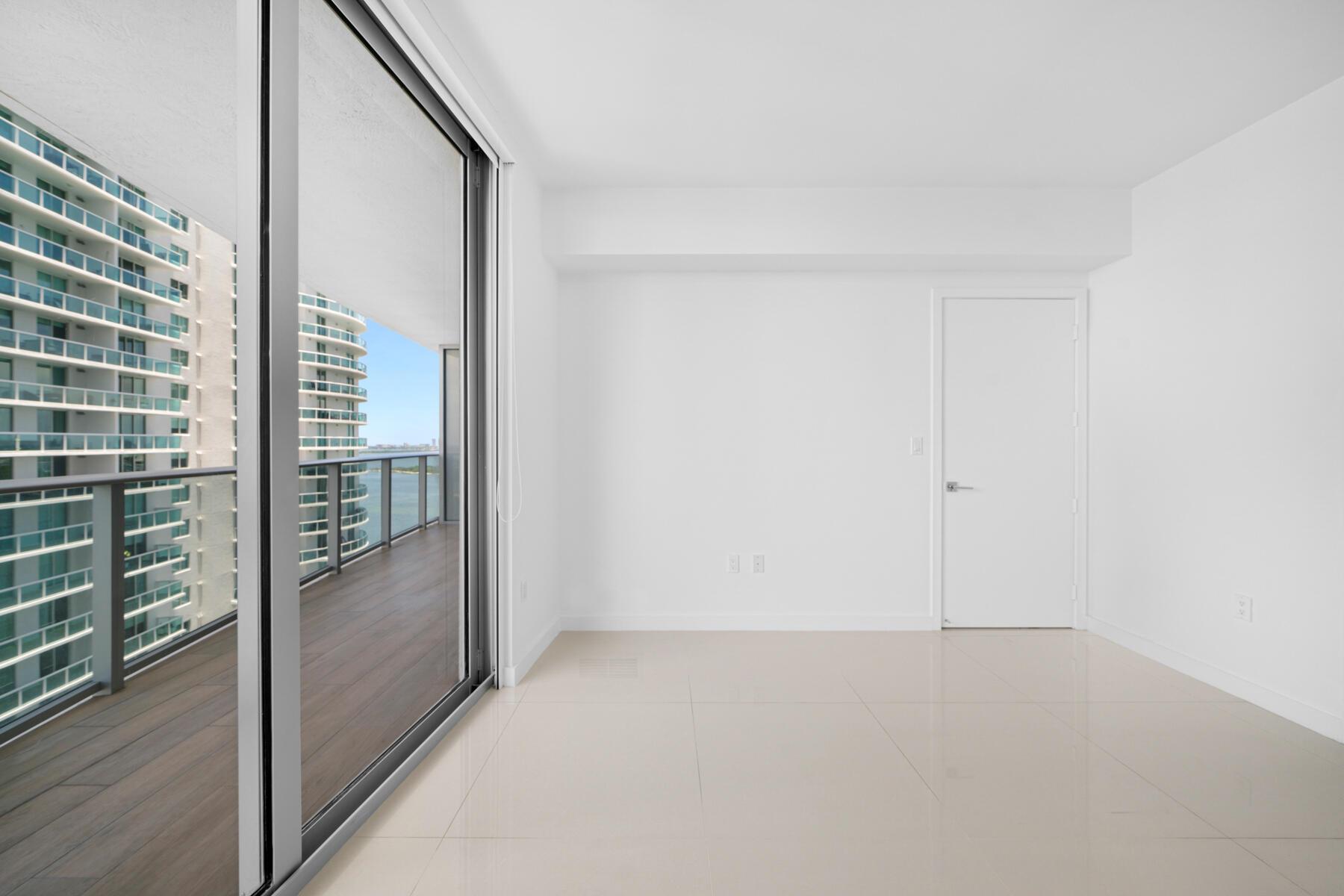 ARIA ON THE BAY CONDO - Residential Lease