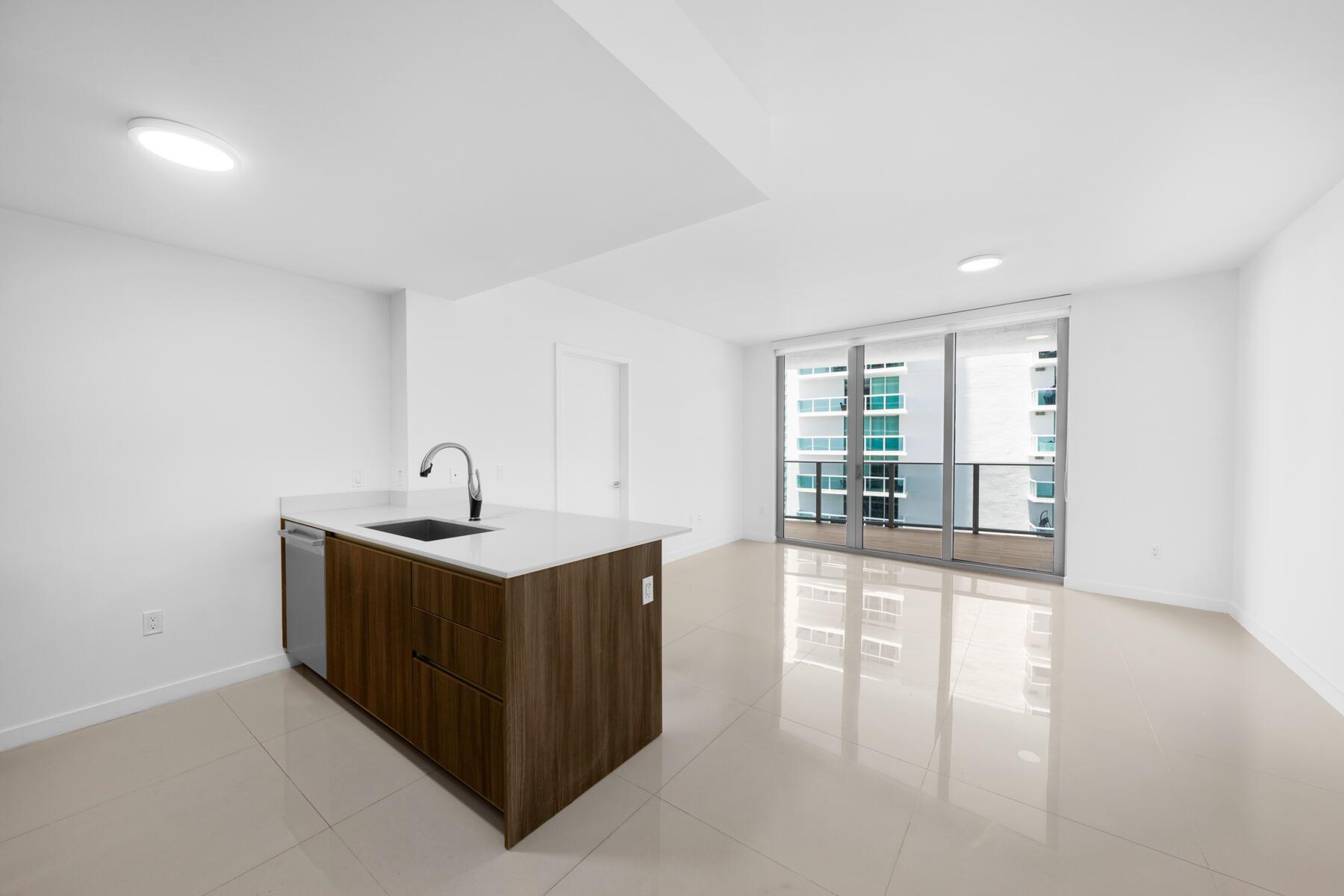 ARIA ON THE BAY CONDO - Residential Lease