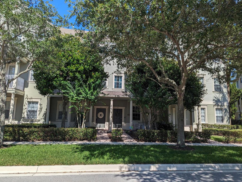 Photo of 261 E Bay Cedar Circle, Jupiter, FL 33458 (MLS # R10994631)