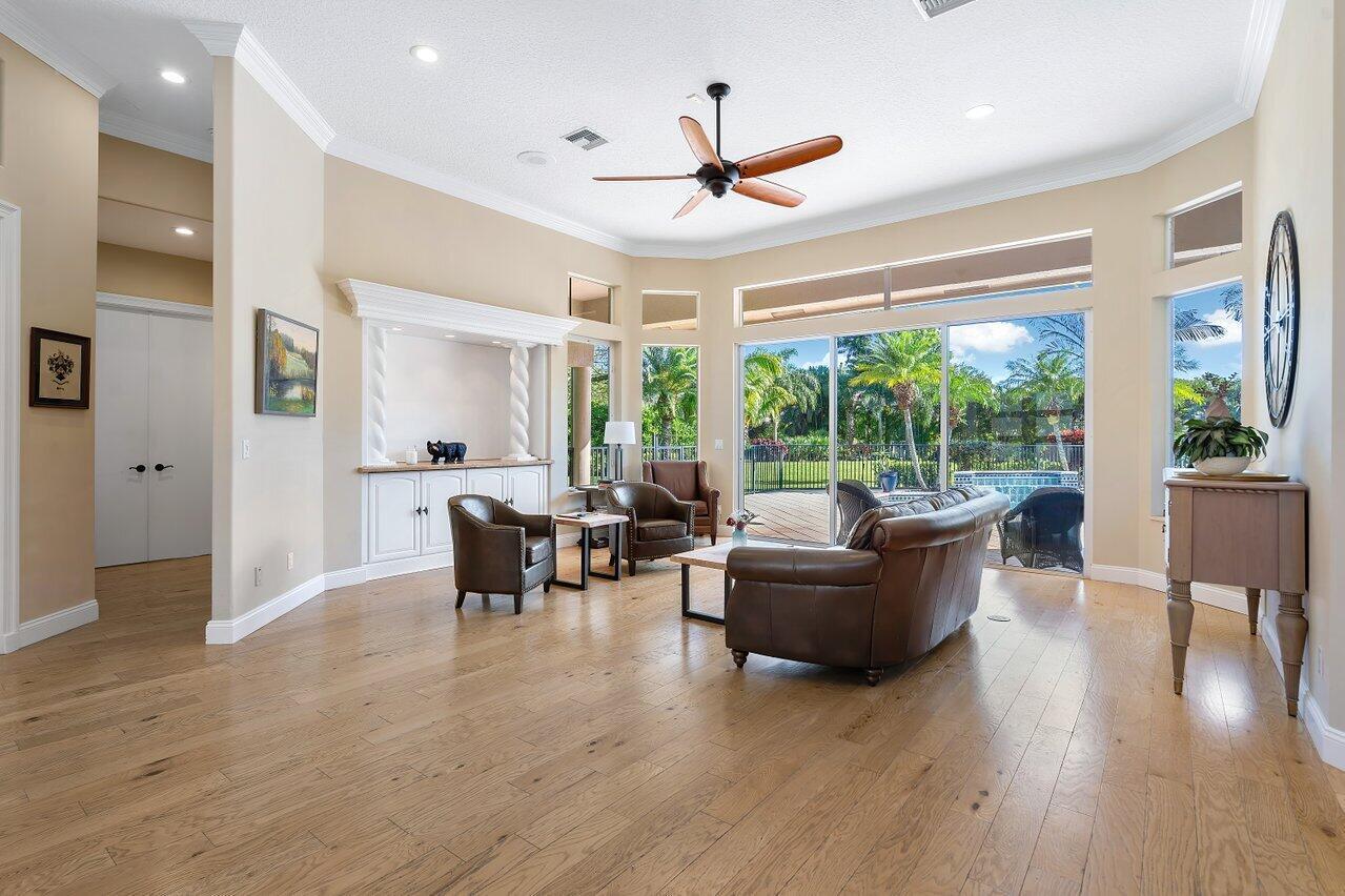 STEEPLECHASE - Residential