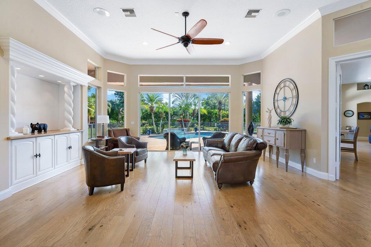 STEEPLECHASE - Residential