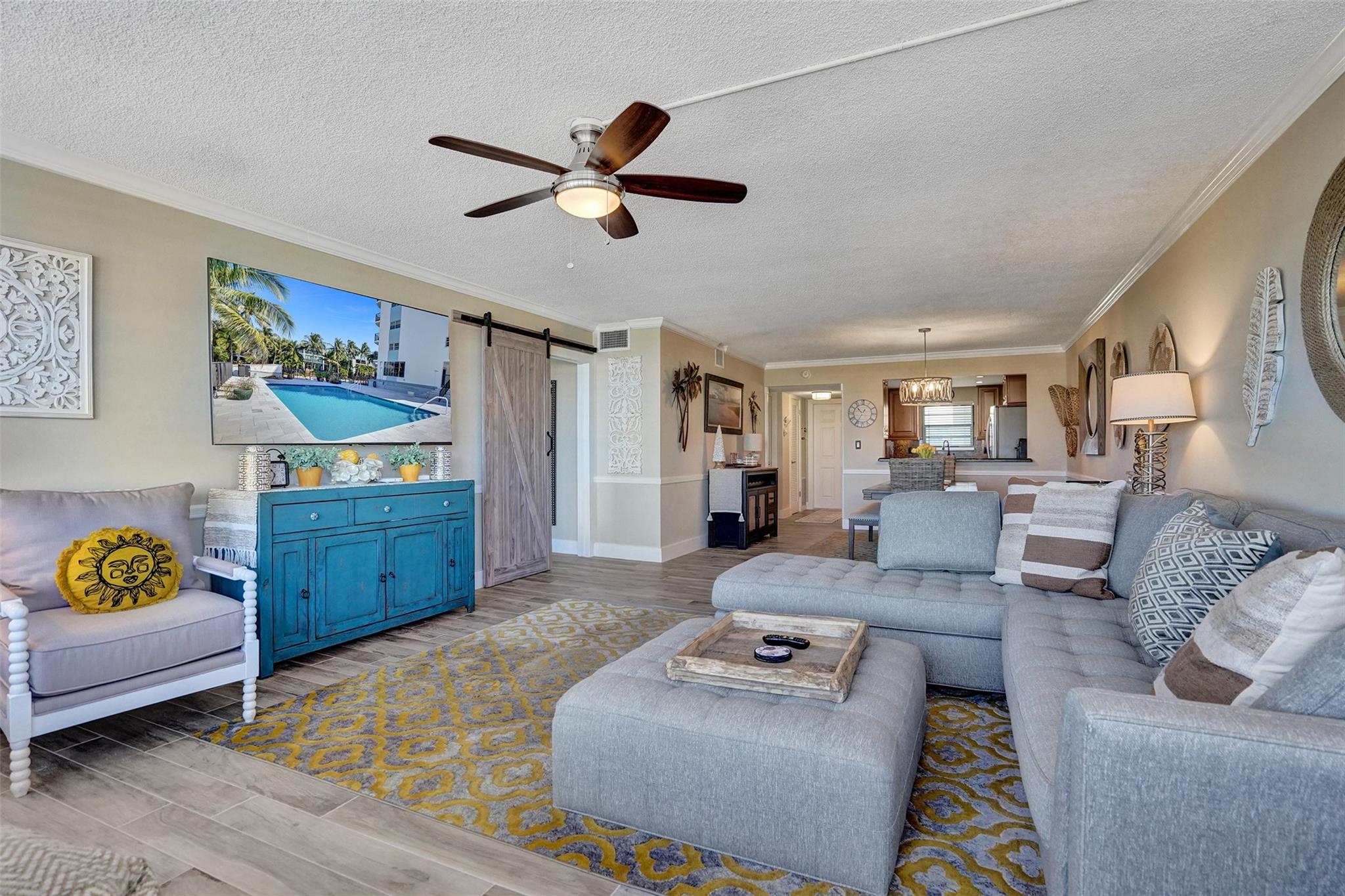 3051 NE 48th St 509