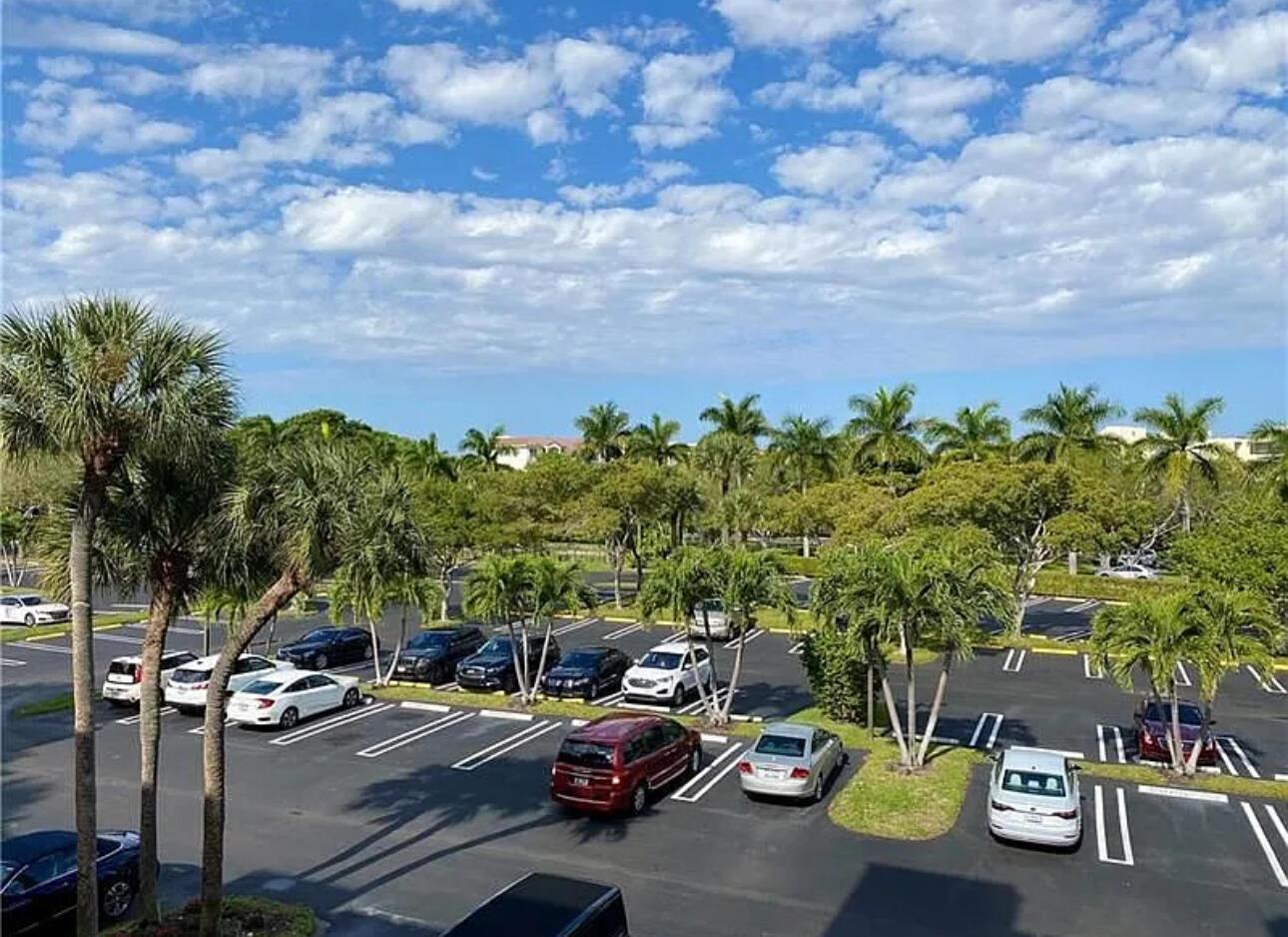 950 Egret Circle 5305
