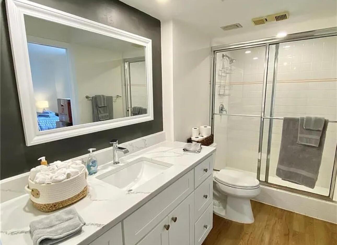 950 Egret Circle 5305