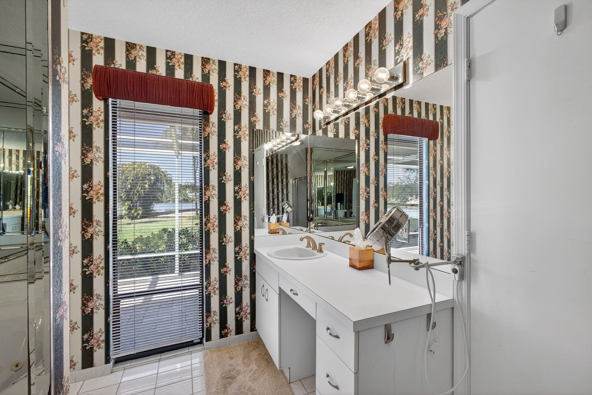 Bay Hill Estates - Residential