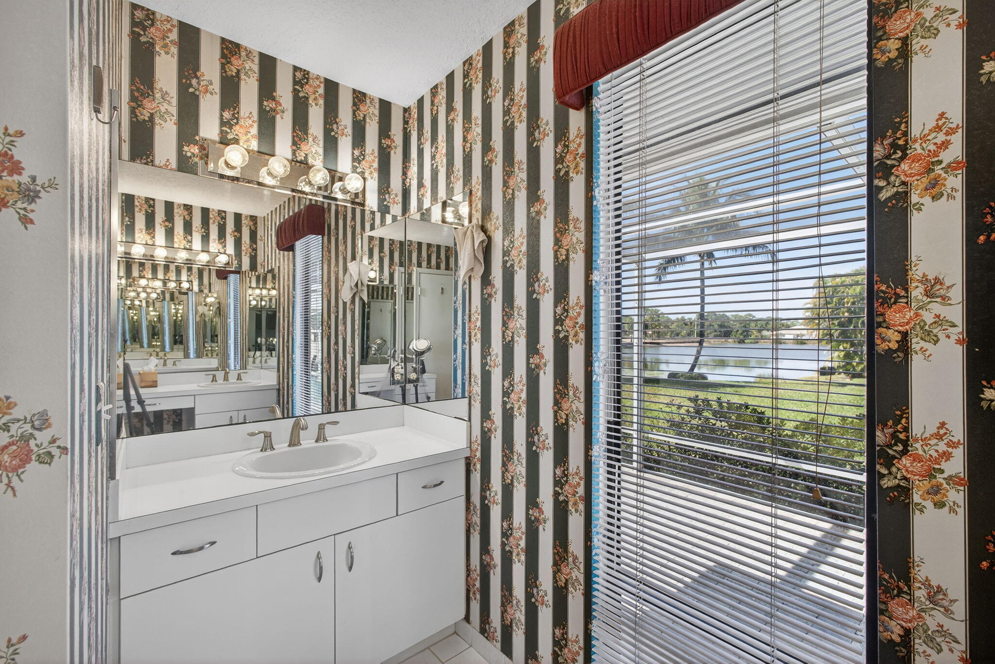 Bay Hill Estates - Residential