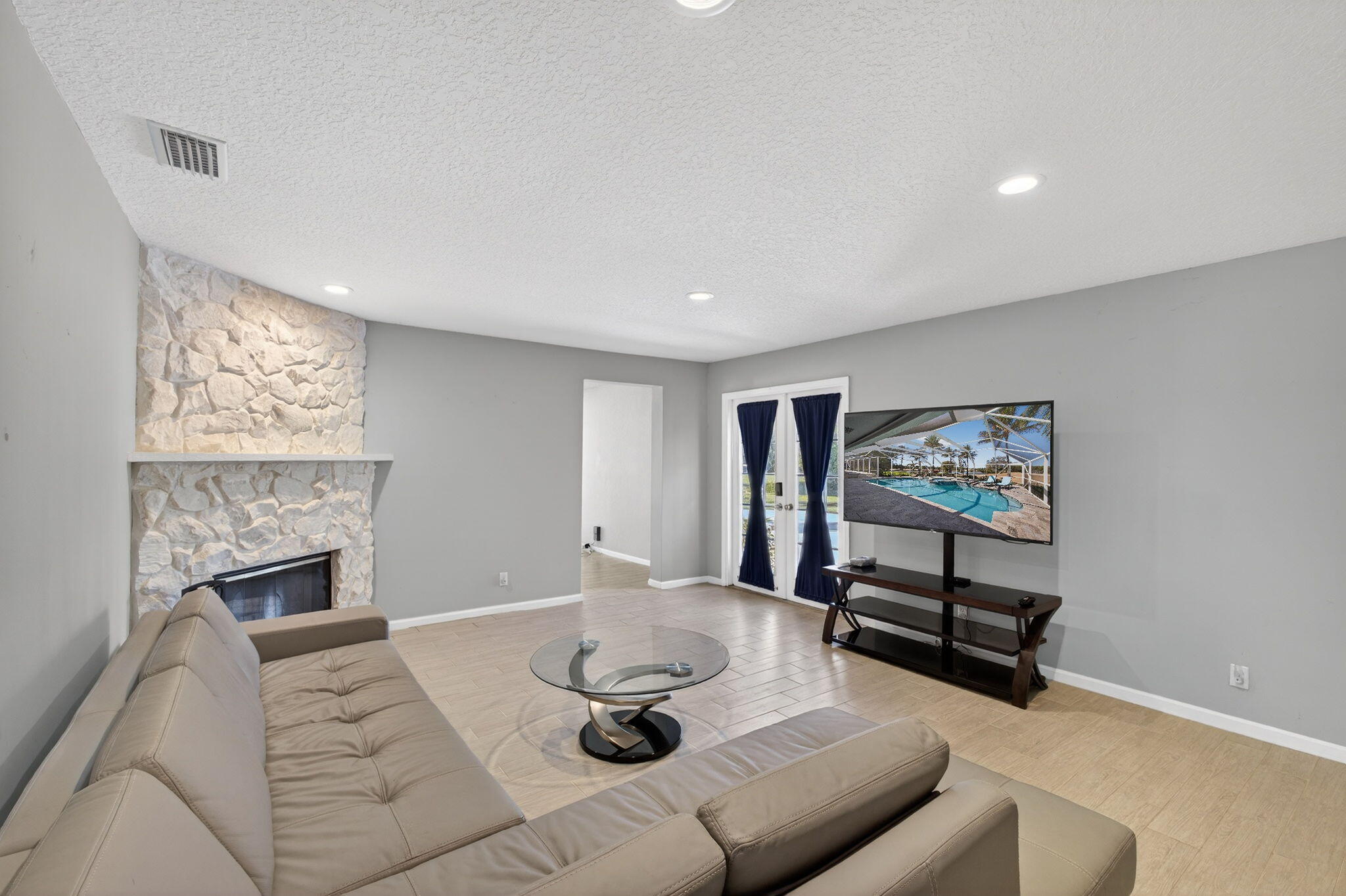 Bay Hill Estates - Residential