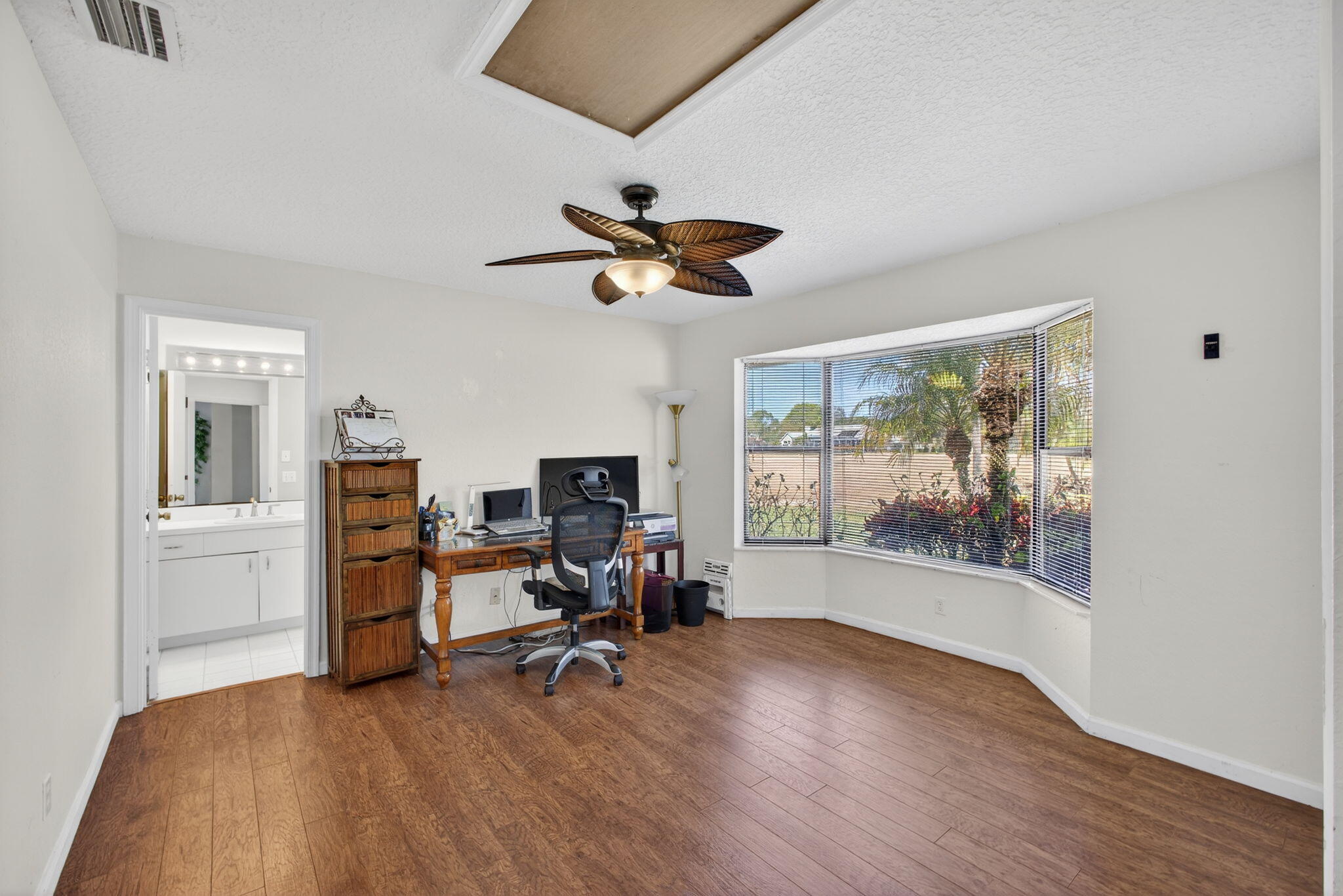 Bay Hill Estates - Residential