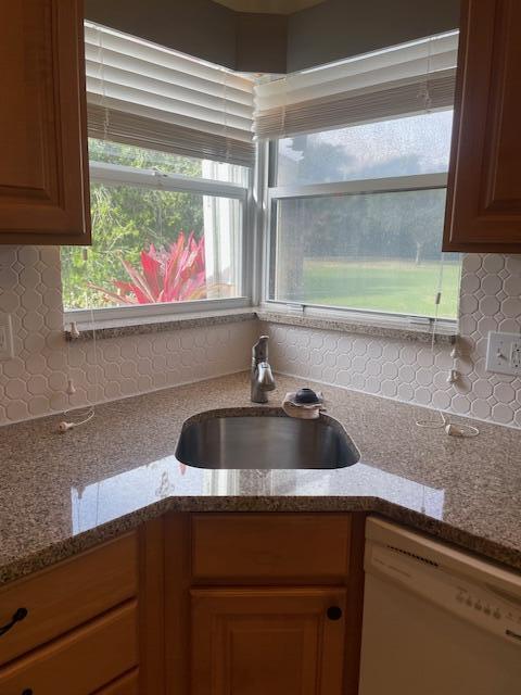 FAIRFIELDS LACUNA 1-A - Residential