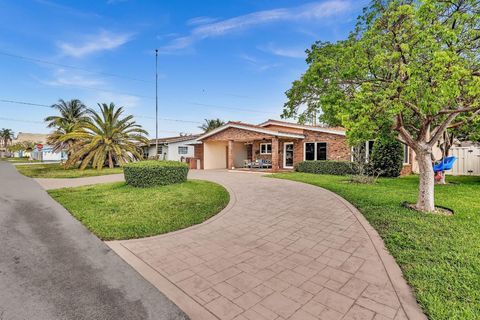 Tiny photo for 1311 NE 42nd Street, Oakland Park, FL 33334 (MLS # F10504952)