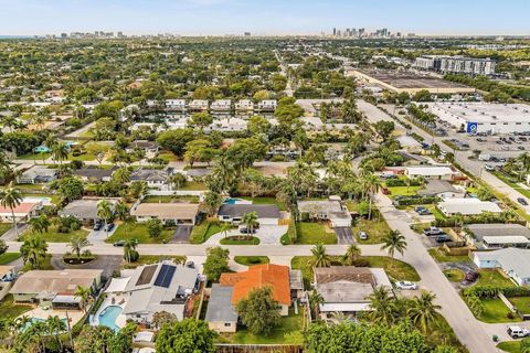 Tiny photo for 1311 NE 42nd Street, Oakland Park, FL 33334 (MLS # F10504952)
