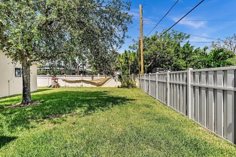 Tiny photo for 1311 NE 42nd Street, Oakland Park, FL 33334 (MLS # F10504952)