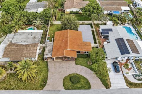 Tiny photo for 1311 NE 42nd Street, Oakland Park, FL 33334 (MLS # F10504952)