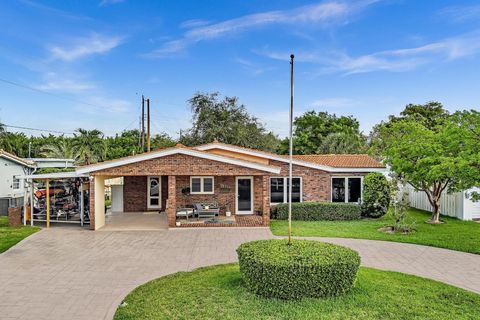 Tiny photo for 1311 NE 42nd Street, Oakland Park, FL 33334 (MLS # F10504952)