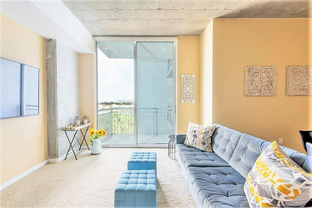 300 S Australian Avenue 601