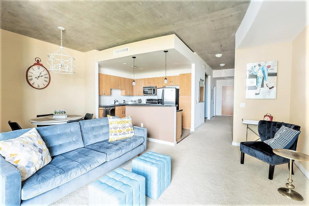 300 S Australian Avenue 601