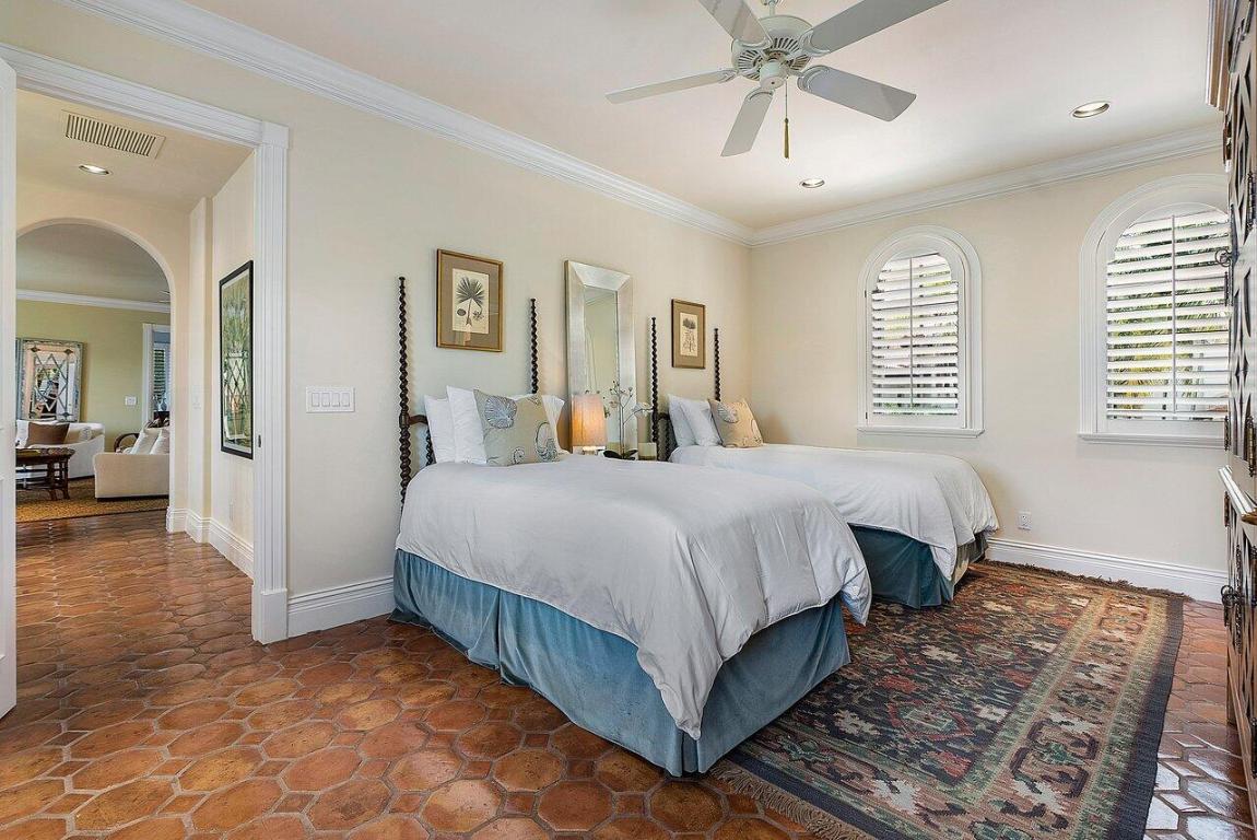 BYRD BEACH - Residential