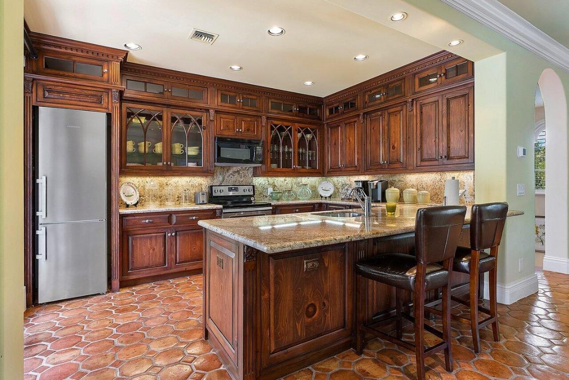 BYRD BEACH - Residential