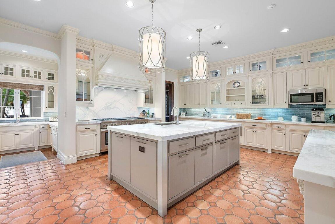 BYRD BEACH - Residential