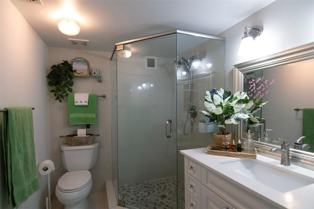 TRADEWINDS BY THE SEA - Residential