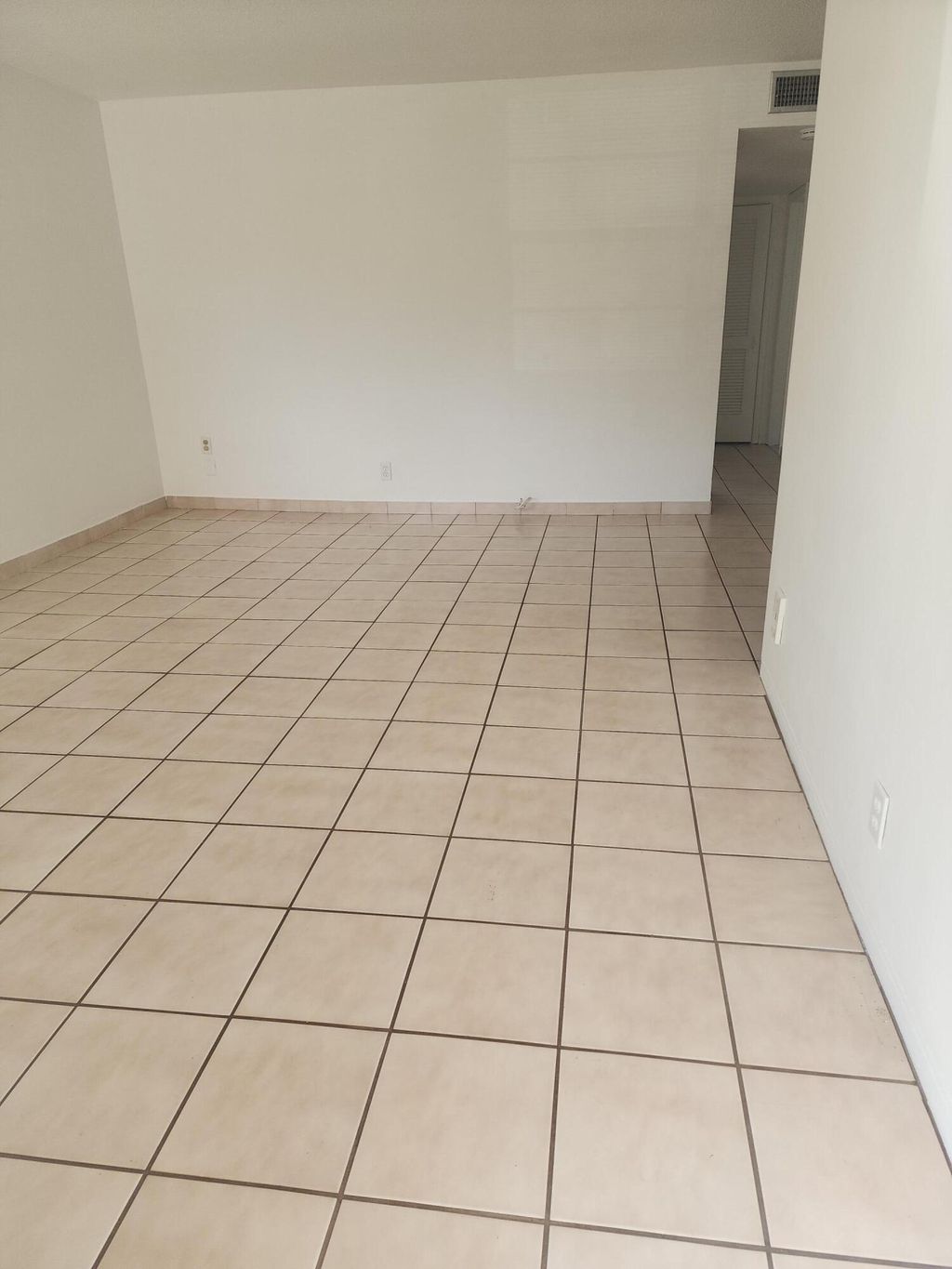 Photo of 1007 N 19th Avenue #4, Hollywood, FL 33020 (MLS # B26011298)