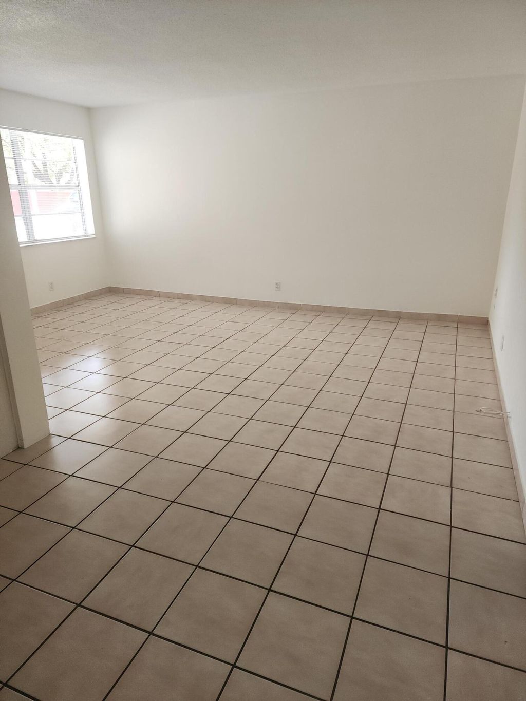 Photo of 1007 N 19th Avenue #4, Hollywood, FL 33020 (MLS # B26011298)