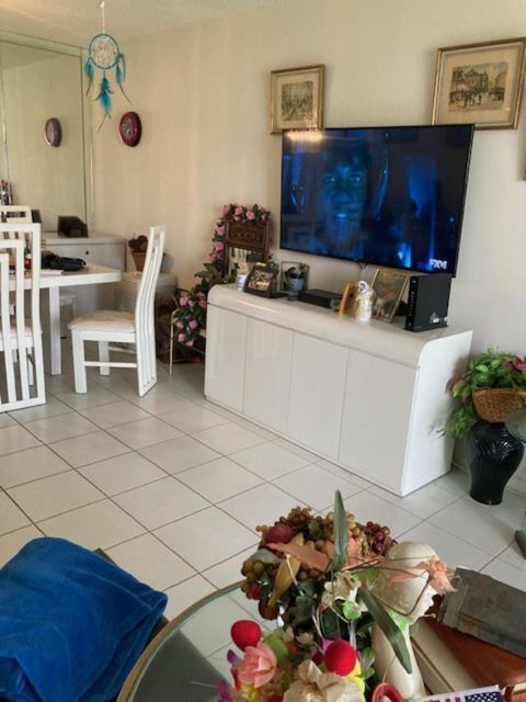 Tiny photo for 230 NE 26th Avenue N #2140, Boynton Beach, FL 33435 (MLS # B26014428)