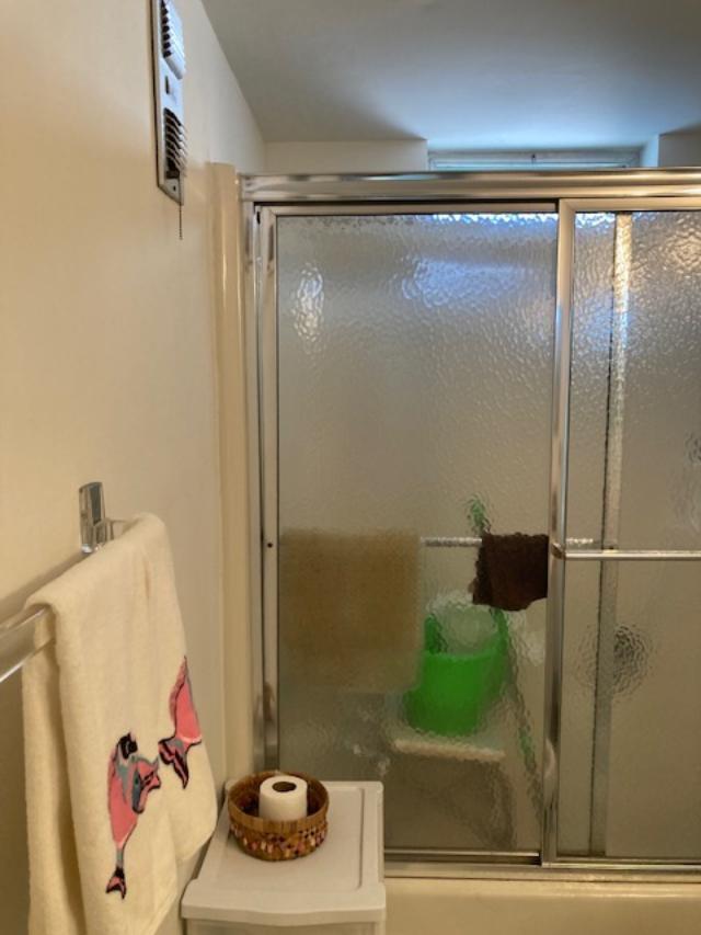 VILLAGE ROYALE ON THE GREEN CONDO - Residential