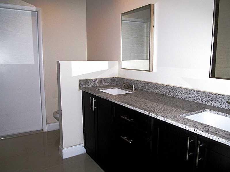 BOULEVARD WOODS EAST - Residential Lease