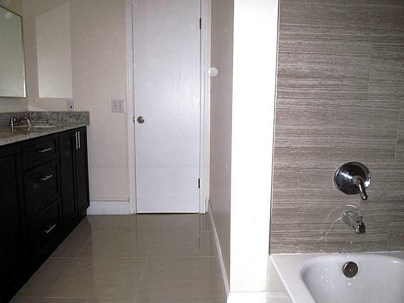 BOULEVARD WOODS EAST - Residential Lease