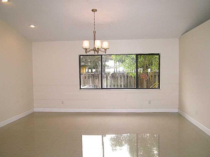 BOULEVARD WOODS EAST - Residential Lease