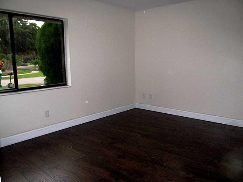 BOULEVARD WOODS EAST - Residential Lease