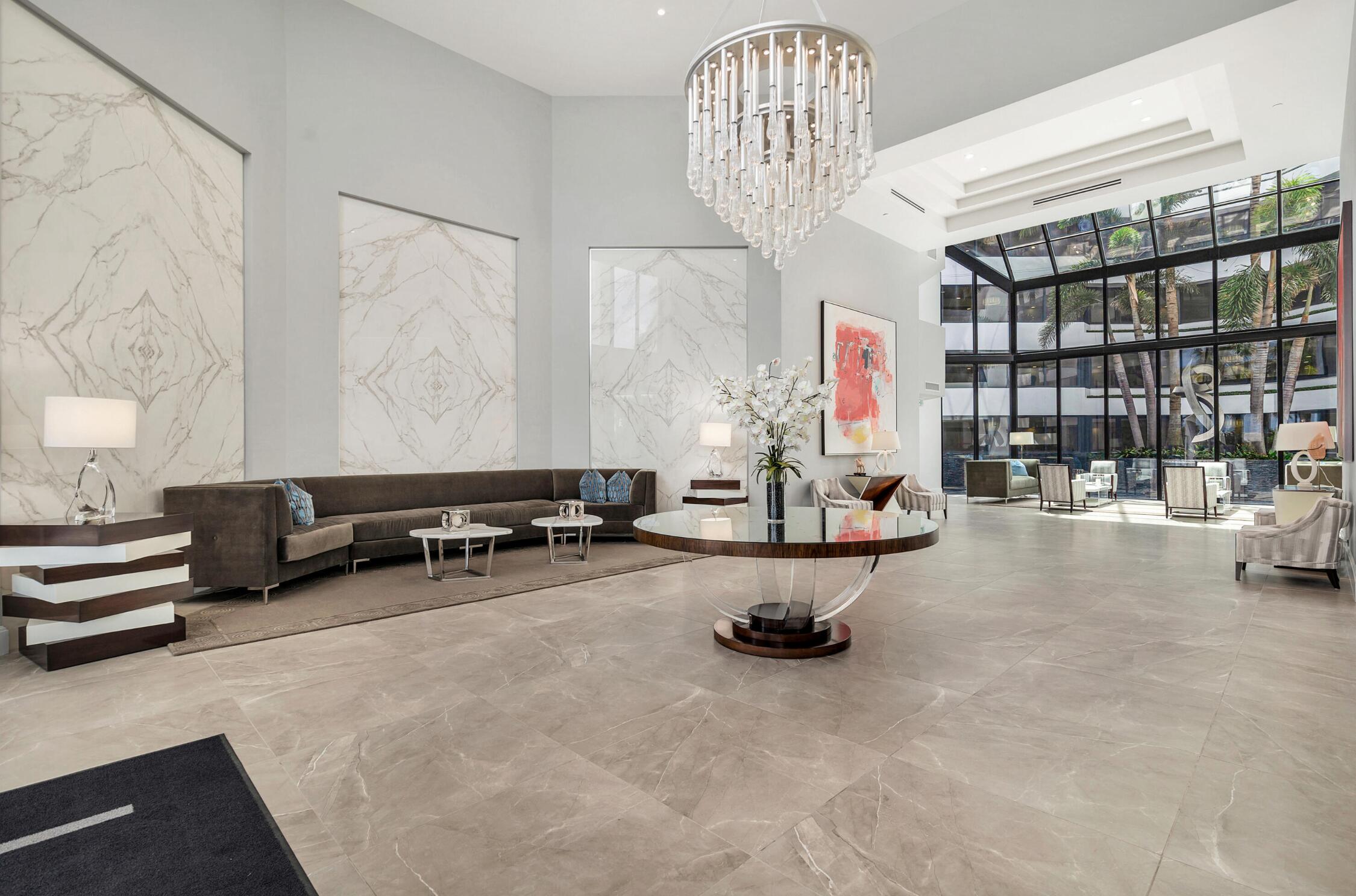 PALM BEACH HAMPTON CONDO - Residential