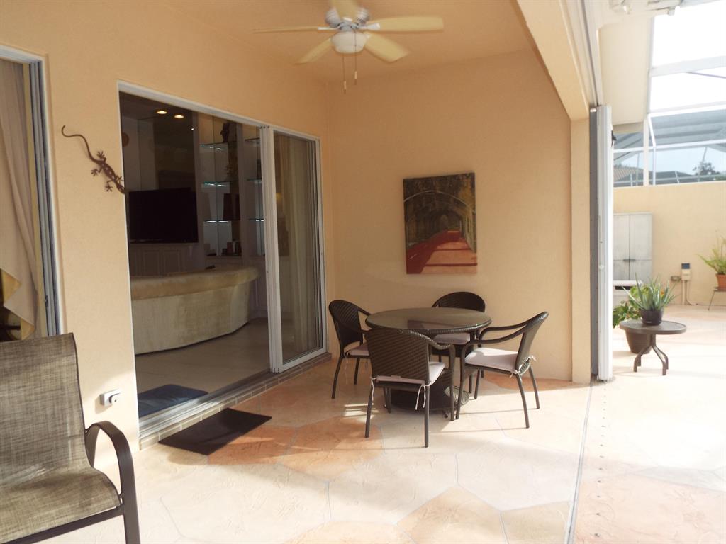 VILLAGEWALK OF WELLINGTON 2 - Residential