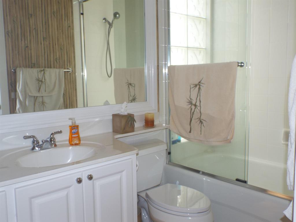 VILLAGEWALK OF WELLINGTON 2 - Residential