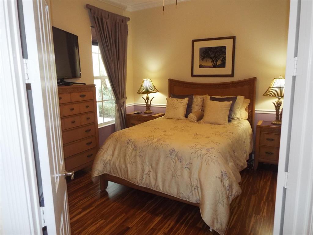 VILLAGEWALK OF WELLINGTON 2 - Residential