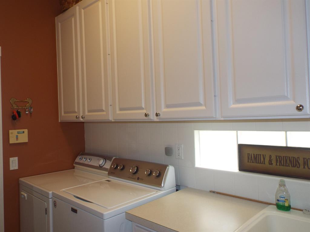 VILLAGEWALK OF WELLINGTON 2 - Residential