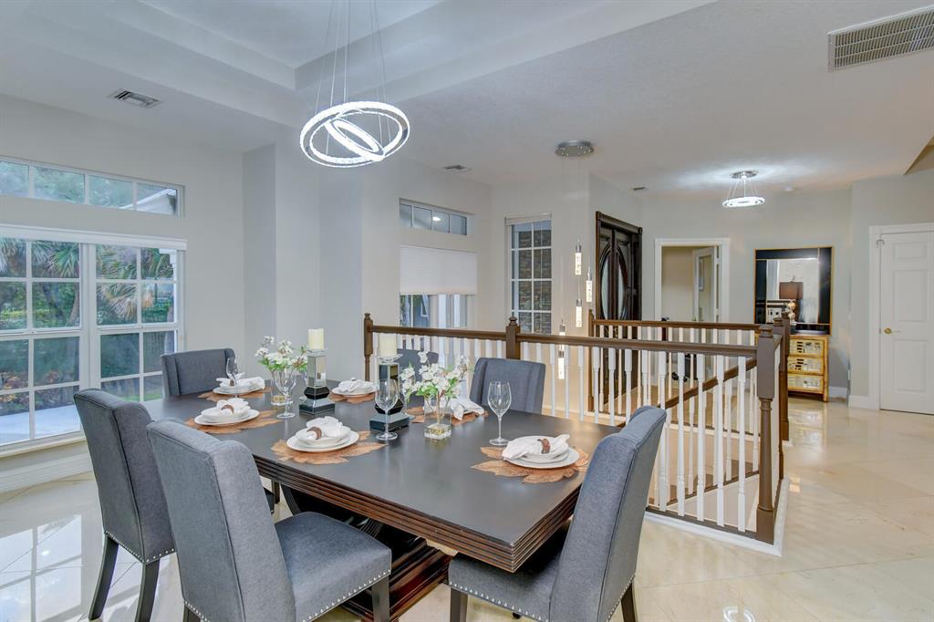 TWIN RIVERS - Residential