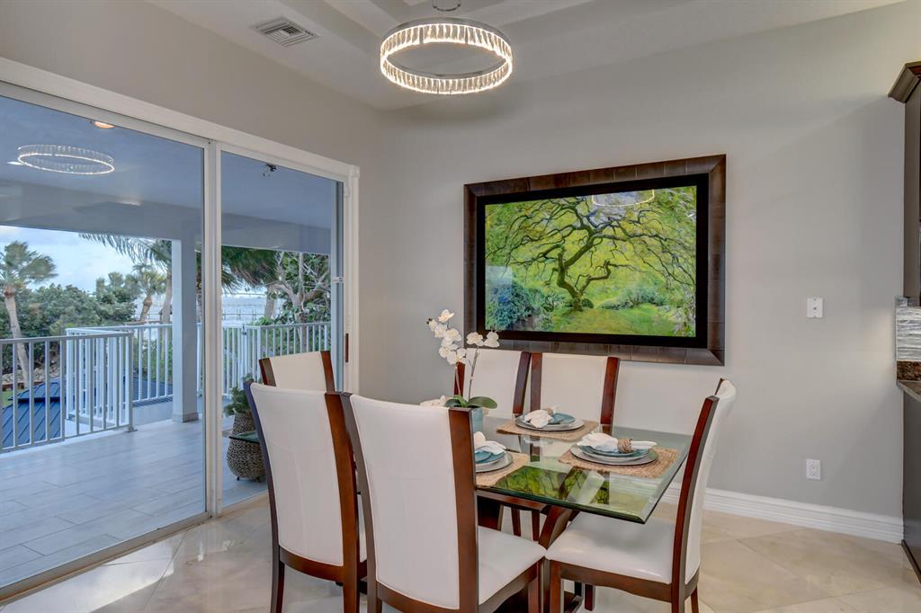 TWIN RIVERS - Residential