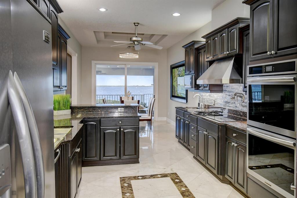 TWIN RIVERS - Residential