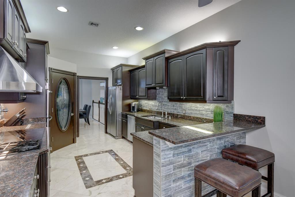 TWIN RIVERS - Residential