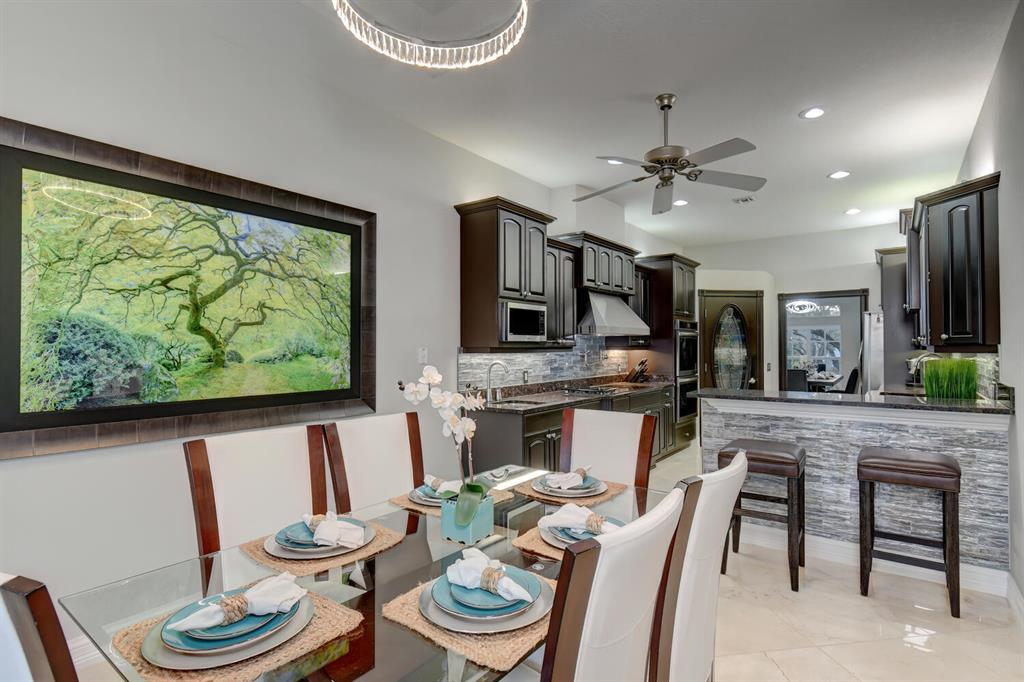 TWIN RIVERS - Residential