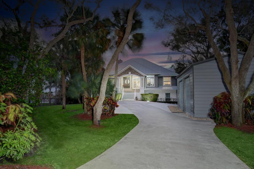 TWIN RIVERS - Residential