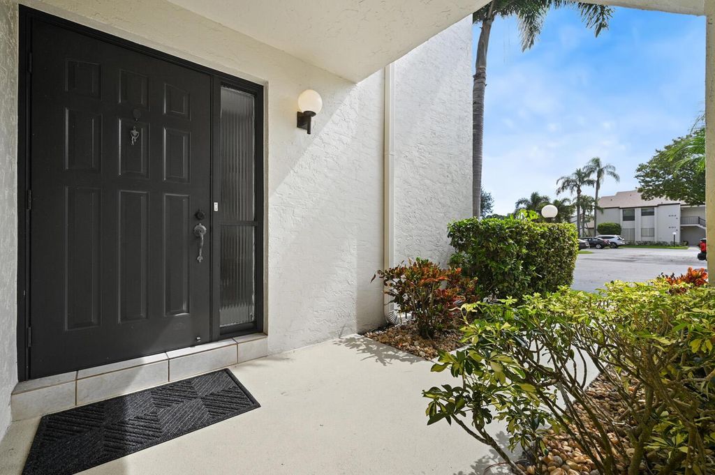 Photo of 701 Wingfoot Drive #D, Jupiter, FL 33458 (MLS # R10916846)