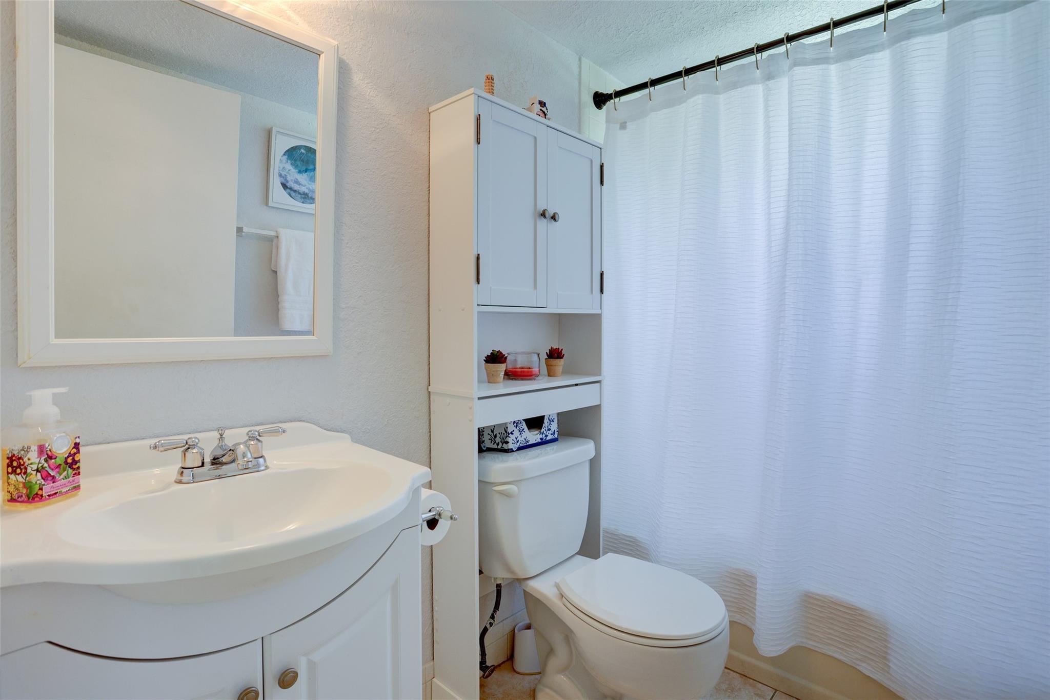 PALM SPRINGS I - Residential