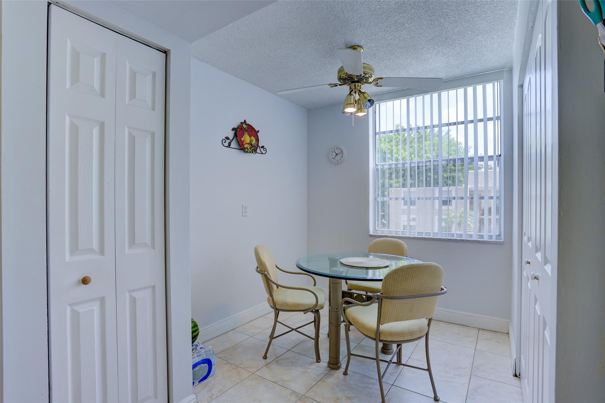 PALM SPRINGS I - Residential