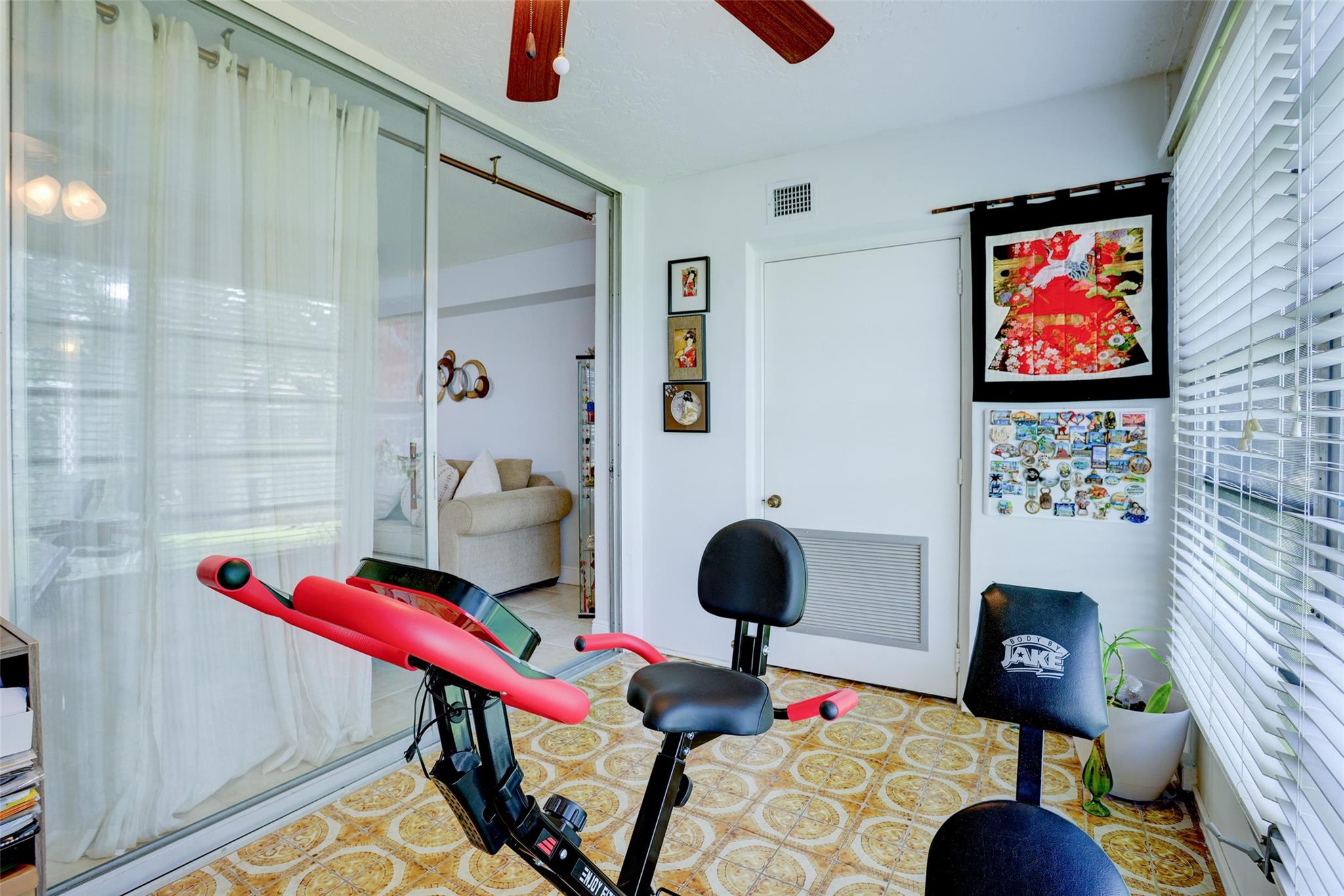 PALM SPRINGS I - Residential