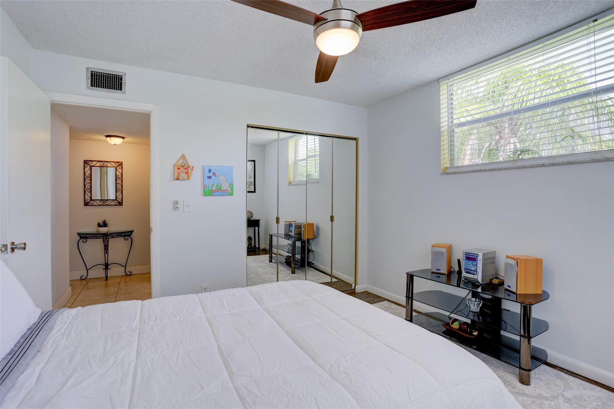 PALM SPRINGS I - Residential