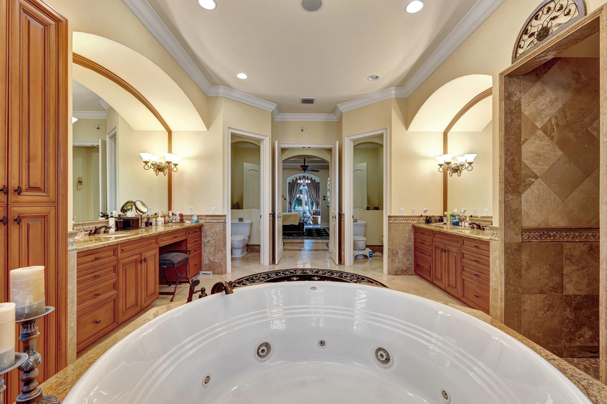 Estates of Pinetree - Residential